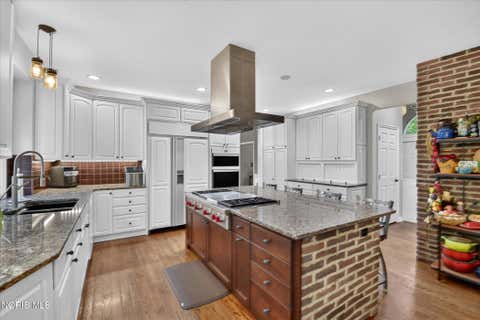 Tiny photo for 11344 Monclova Road, Monclova, OH 43542 (MLS # 10009481)