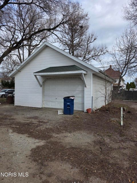 Tiny photo for 363 Parker Avenue, Toledo, OH 43605 (MLS # 10006532)