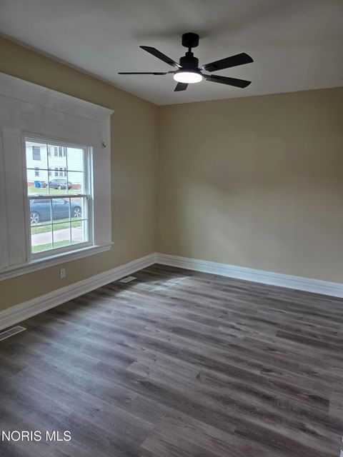 Tiny photo for 363 Parker Avenue, Toledo, OH 43605 (MLS # 10006532)