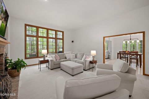 Tiny photo for 6721 Brick Yard Court, Maumee, OH 43537 (MLS # 10006971)