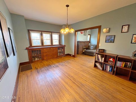 Tiny photo for 317 W Evers Avenue, Bowling Green, OH 43402 (MLS # 10004861)