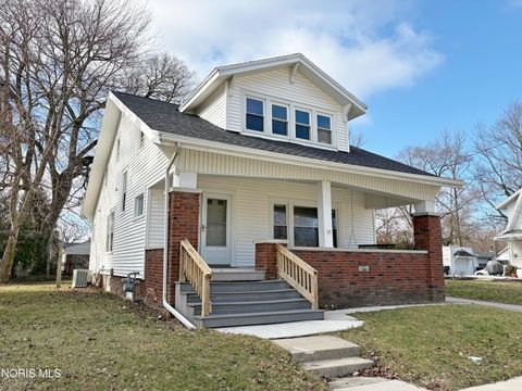 Photo of 317 W Evers Avenue, Bowling Green, OH 43402 (MLS # 10004861)