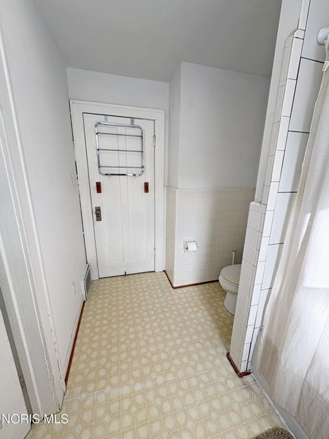 Tiny photo for 317 W Evers Avenue, Bowling Green, OH 43402 (MLS # 10004861)