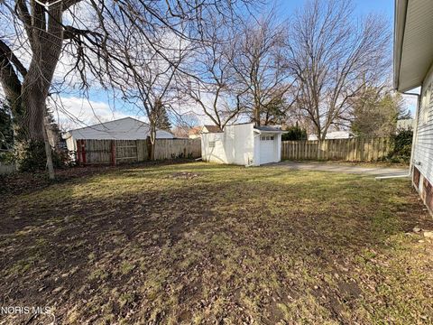 Tiny photo for 317 W Evers Avenue, Bowling Green, OH 43402 (MLS # 10004861)