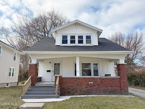 Tiny photo for 317 W Evers Avenue, Bowling Green, OH 43402 (MLS # 10004861)