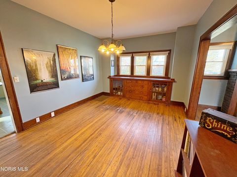 Tiny photo for 317 W Evers Avenue, Bowling Green, OH 43402 (MLS # 10004861)