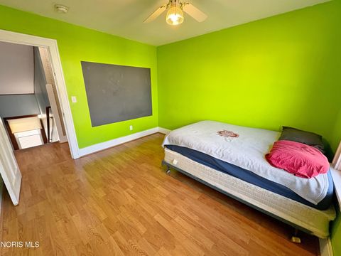 Tiny photo for 317 W Evers Avenue, Bowling Green, OH 43402 (MLS # 10004861)