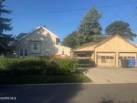 Tiny photo for 3045 117th Street, Toledo, OH 43611 (MLS # 10014723)