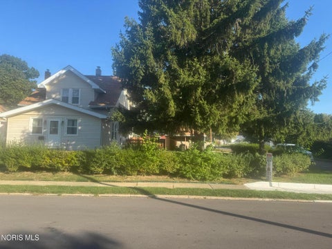Photo of 3045 117th Street, Toledo, OH 43611 (MLS # 10014723)
