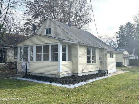 Photo of 5057 Brandon Road, Toledo, OH 43615 (MLS # 10001950)