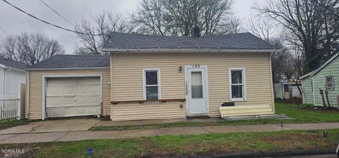 Photo of 103 W Cherry Street, Liberty Center, OH 43532 (MLS # 10007065)