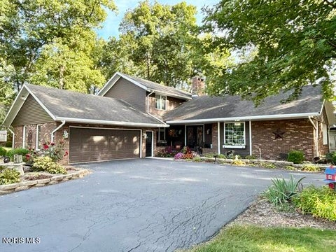 Photo of 172 Pohl Drive, Ottawa, OH 45875 (MLS # 10013428)