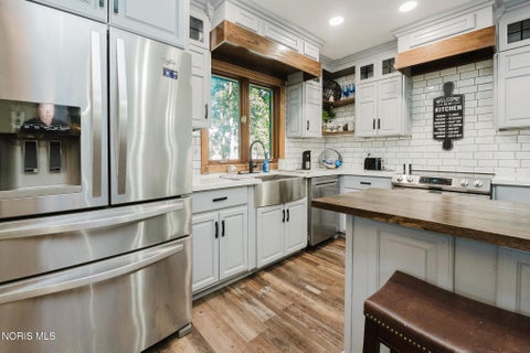 Tiny photo for 172 Pohl Drive, Ottawa, OH 45875 (MLS # 10013428)
