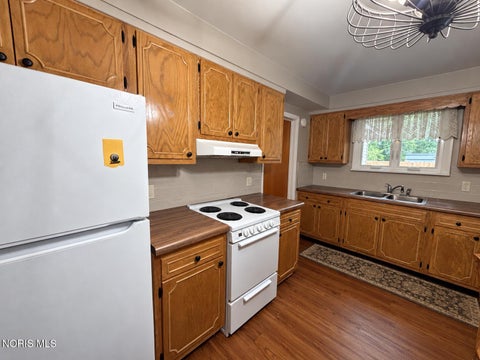 Tiny photo for 1796 Greenhouse Avenue, Defiance, OH 43512 (MLS # 10014120)