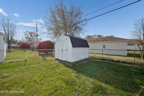 Tiny photo for 5201 Elaine Drive, Toledo, OH 43613 (MLS # 10001553)