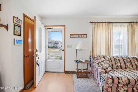 Tiny photo for 5201 Elaine Drive, Toledo, OH 43613 (MLS # 10001553)