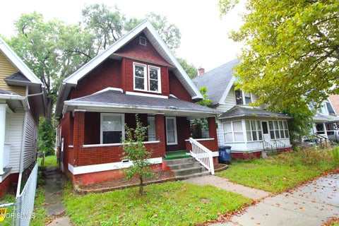 Tiny photo for 1139 Oakwood Avenue, Toledo, OH 43607 (MLS # 10013554)