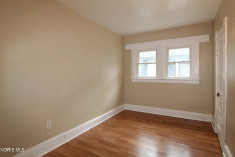 Tiny photo for 1139 Oakwood Avenue, Toledo, OH 43607 (MLS # 10013554)
