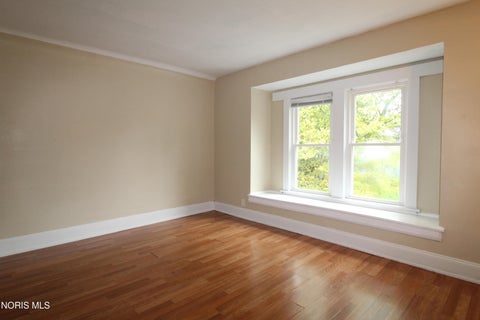 Tiny photo for 1139 Oakwood Avenue, Toledo, OH 43607 (MLS # 10013554)