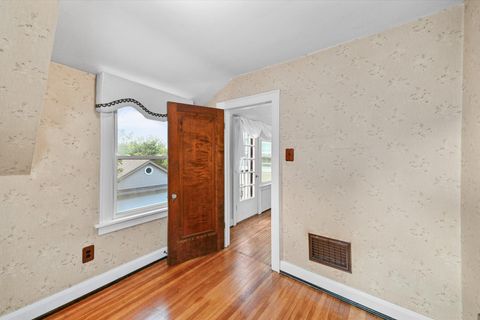 Tiny photo for 1022 Dixie Highway, Rossford, OH 43460 (MLS # 10000103)