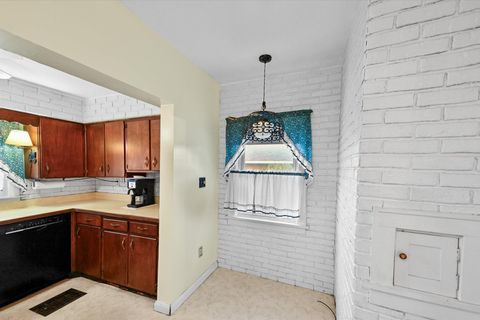 Tiny photo for 1022 Dixie Highway, Rossford, OH 43460 (MLS # 10000103)