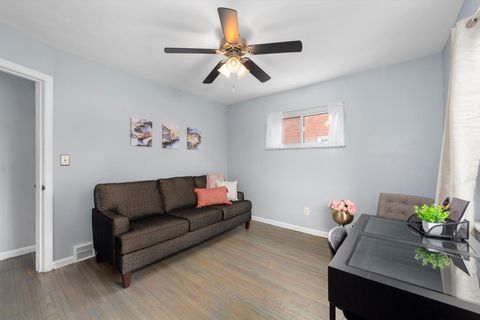 Tiny photo for 1629 Carmelle Court, Toledo, OH 43614 (MLS # 10000113)