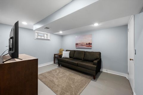 Tiny photo for 1629 Carmelle Court, Toledo, OH 43614 (MLS # 10000113)
