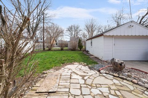 Tiny photo for 1629 Carmelle Court, Toledo, OH 43614 (MLS # 10000113)