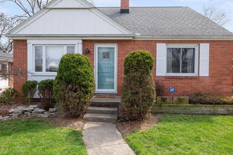 Tiny photo for 1629 Carmelle Court, Toledo, OH 43614 (MLS # 10000113)