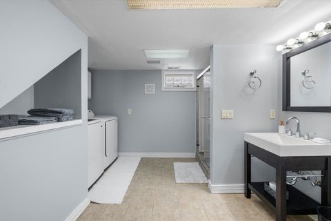 Tiny photo for 1629 Carmelle Court, Toledo, OH 43614 (MLS # 10000113)