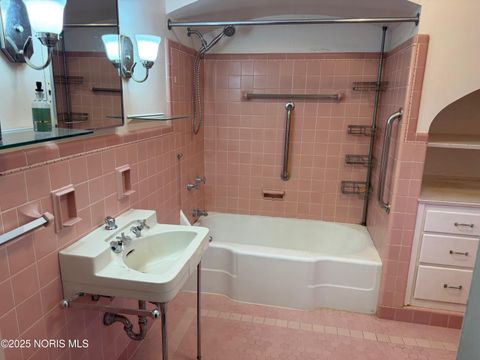 Tiny photo for 20310 Taylor Street, Weston, OH 43569 (MLS # 10001720)