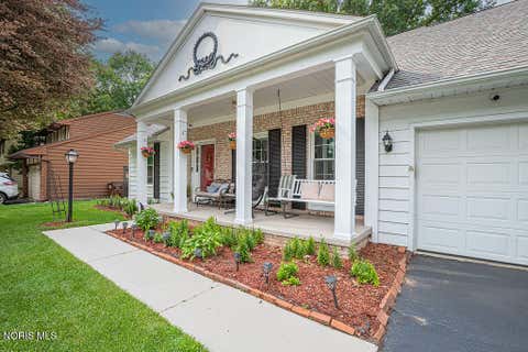 Tiny photo for 6132 W Pembridge Drive, Toledo, OH 43615 (MLS # 10011782)