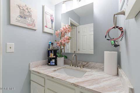 Tiny photo for 6132 W Pembridge Drive, Toledo, OH 43615 (MLS # 10011782)
