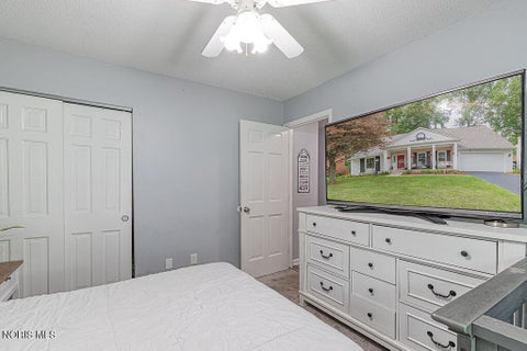 Tiny photo for 6132 W Pembridge Drive, Toledo, OH 43615 (MLS # 10011782)