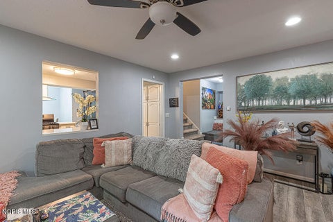 Tiny photo for 6132 W Pembridge Drive, Toledo, OH 43615 (MLS # 10011782)