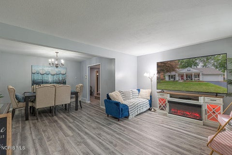 Tiny photo for 6132 W Pembridge Drive, Toledo, OH 43615 (MLS # 10011782)