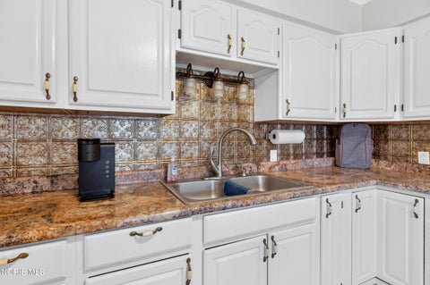 Tiny photo for 1040 E 2nd Street, Ottawa, OH 45875 (MLS # 10014014)