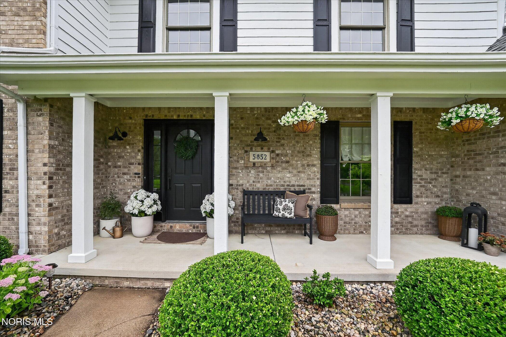 5852 Rock Hill Lane