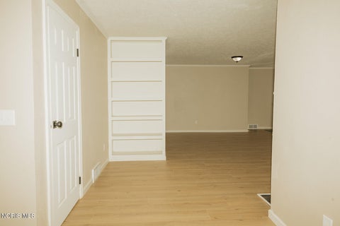 Tiny photo for 866 Summit Street, Defiance, OH 43512 (MLS # 10013028)