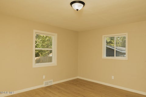 Tiny photo for 866 Summit Street, Defiance, OH 43512 (MLS # 10013028)