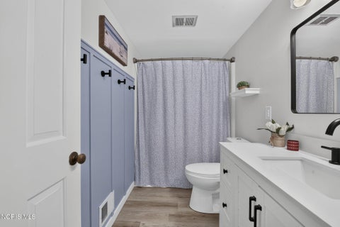 Tiny photo for 6530 Kingsbridge Drive # A1, Sylvania, OH 43560 (MLS # 10013511)