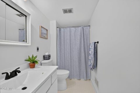Tiny photo for 6530 Kingsbridge Drive # A1, Sylvania, OH 43560 (MLS # 10013511)