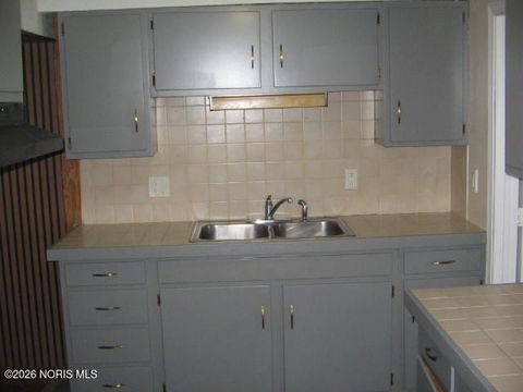 Tiny photo for 712 Underwood Avenue, Toledo, OH 43607 (MLS # 10003545)