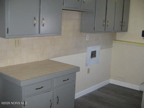 Tiny photo for 712 Underwood Avenue, Toledo, OH 43607 (MLS # 10003545)