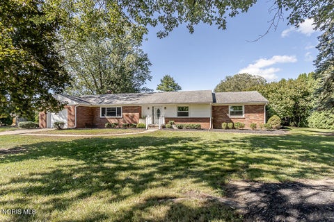 Tiny photo for 3838 Albon Road, Monclova, OH 43542 (MLS # 10014046)