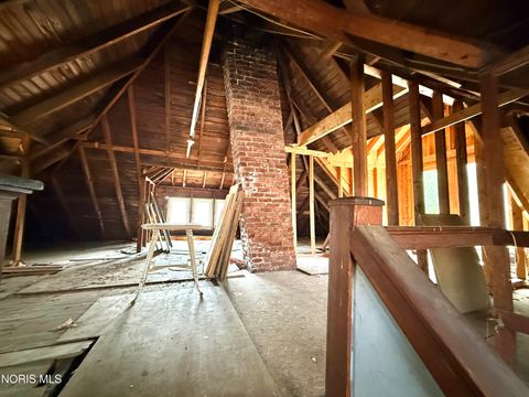 Tiny photo for 401 Victoria Place, Toledo, OH 43610 (MLS # 10007222)
