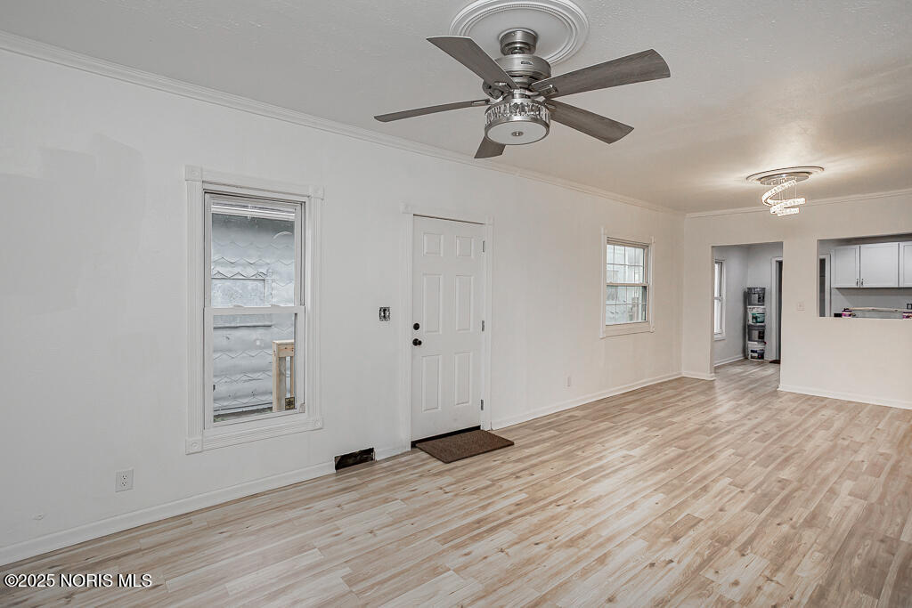 2422 N Ontario Street