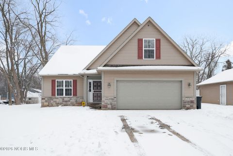 Photo of 307 Beatty Drive, Holland, OH 43528 (MLS # 10003957)