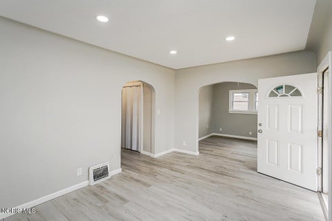 Tiny photo for 629 Cuthbert Road, Toledo, OH 43607 (MLS # 10010002)