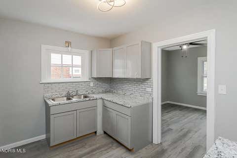 Tiny photo for 629 Cuthbert Road, Toledo, OH 43607 (MLS # 10010002)